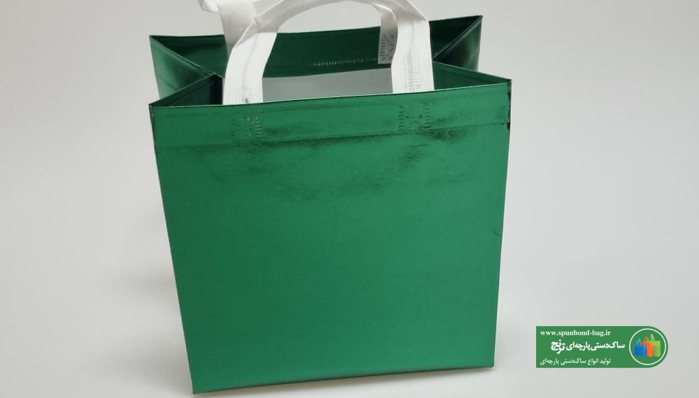 چطور ساک دستی متالایز تجربه خرید جواهرات را ارتقا می‌دهد؟